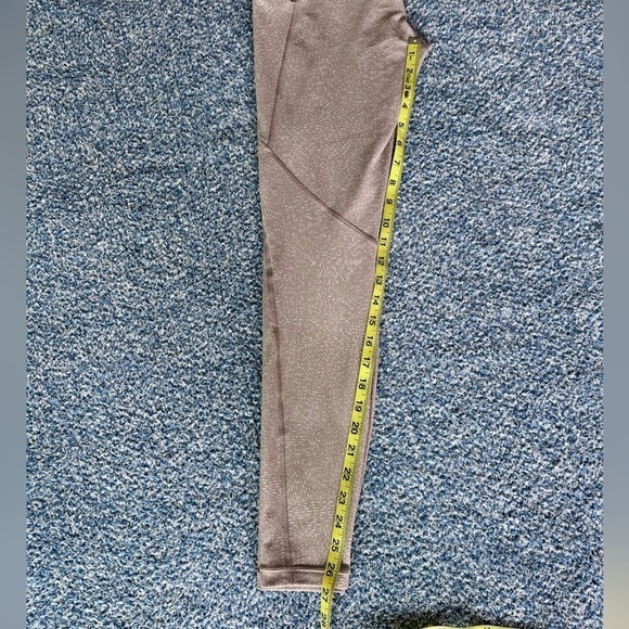 Athleta Salutation Stash Pocket Tights Rainwater pattern full lengthy leg XS - Picture 14 of 15